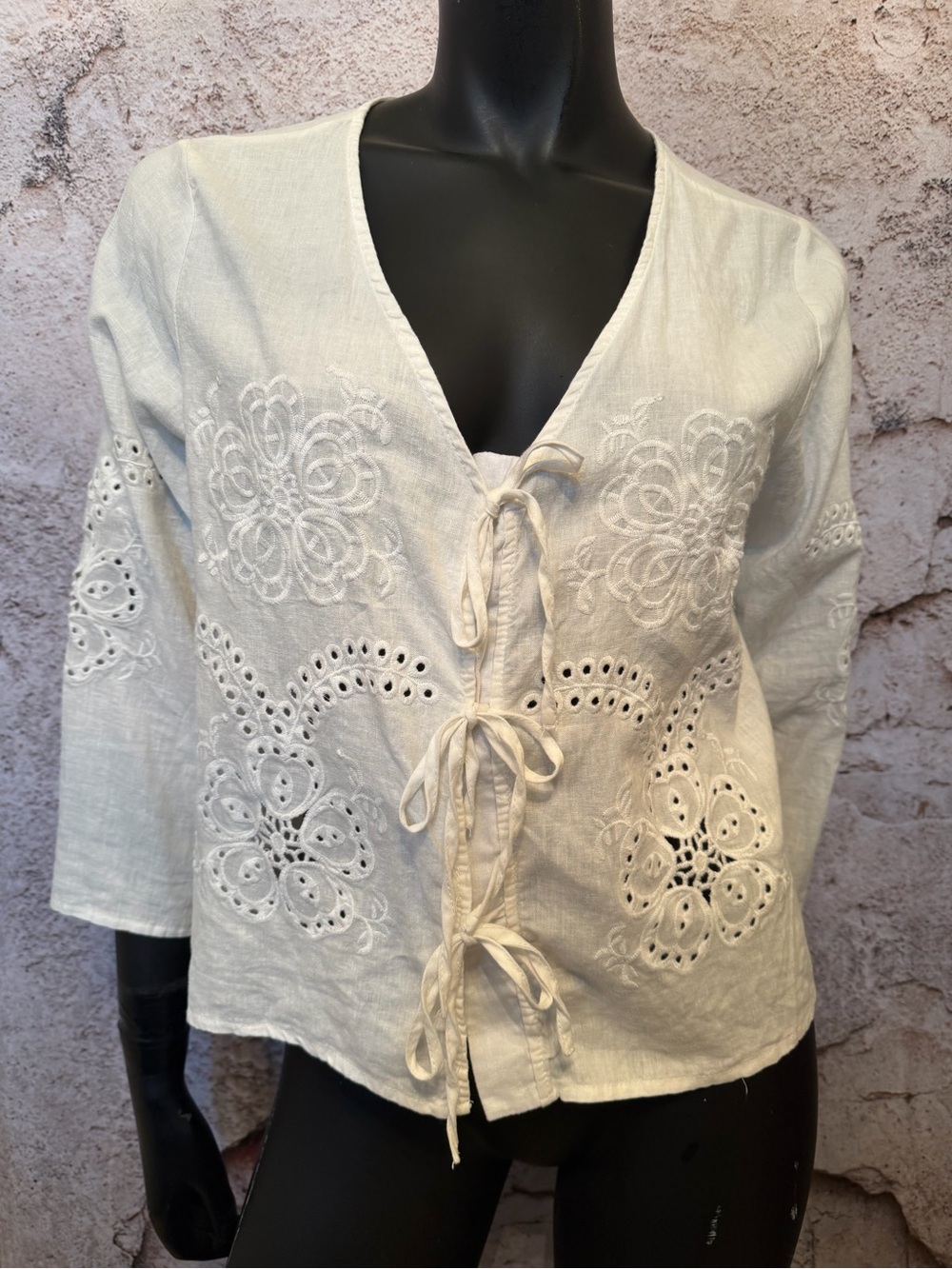 Christian Siriano White Eyelet Linen  Tie-Front Blouse